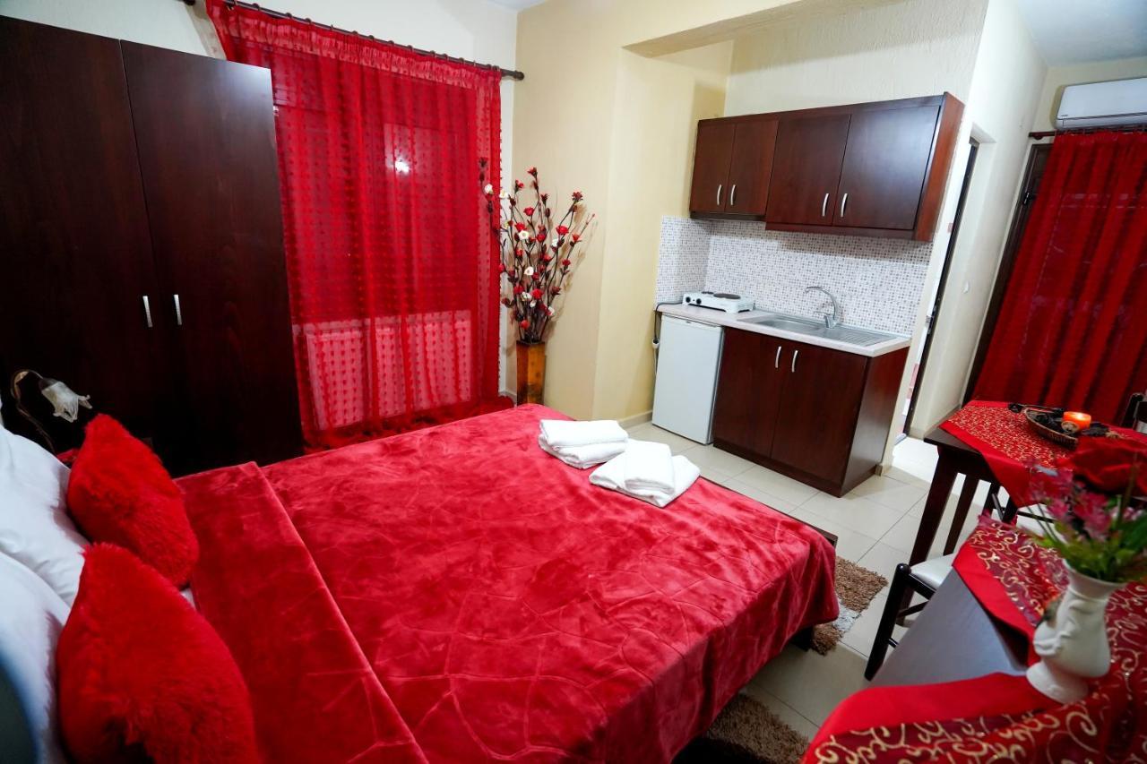 Relax Pozar Hotel Loutraki  Luaran gambar