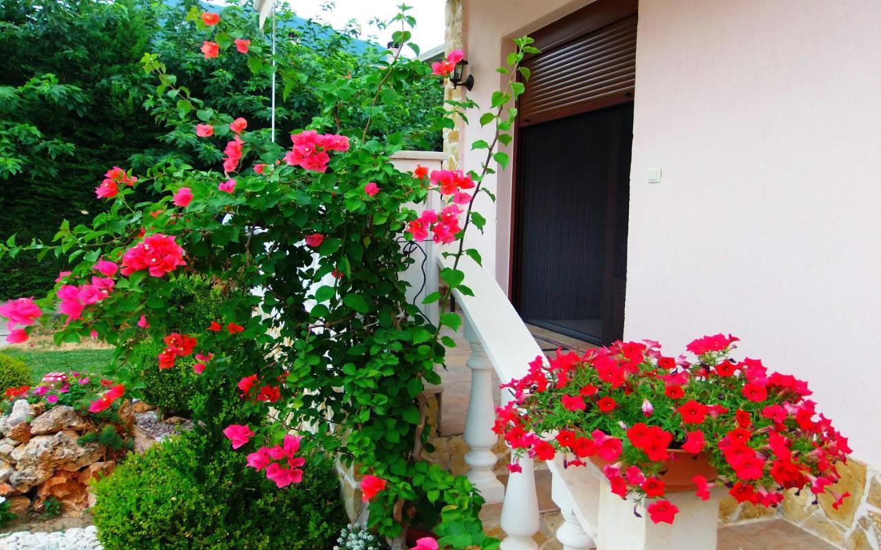 Relax Pozar Hotel Loutraki  Luaran gambar