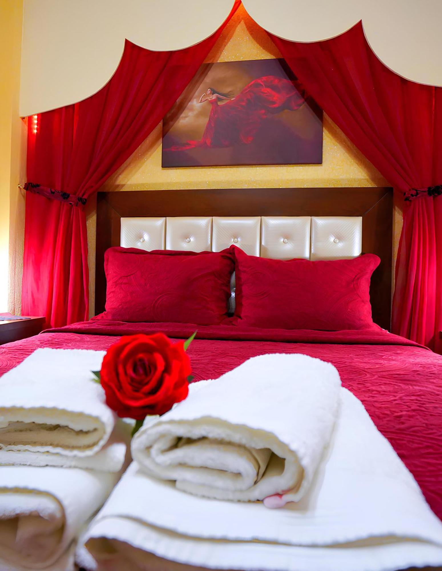 Relax Pozar Hotel Loutraki  Bilik gambar